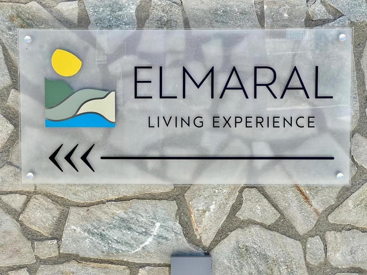 Apartment Elmaral Living Experience 